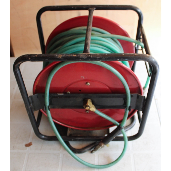 AIR HOSE W/ REEL & MOUNTING BRACKETS