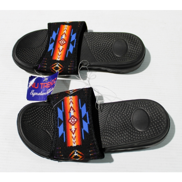 NEW WOMEN'S SOUTHWEST DESIGN SANDLES - BLK - SIZE 7