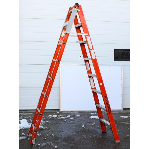 FEATHERLITE MULTI PURPOSE COMBO LADDER - 8 TO 16 FT
