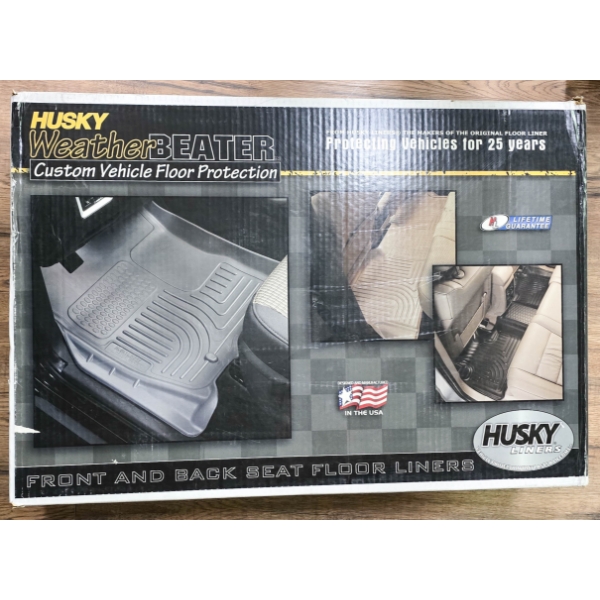 HUSKY WEATHER BEATER FORD SUPERDUTY BACK FLOOR MATS BLACK