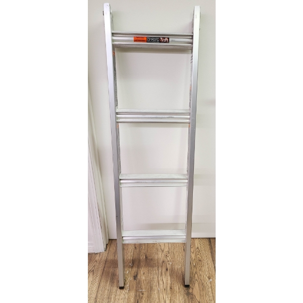 4 RUNG CUSTOM ALUMINUM LADDER