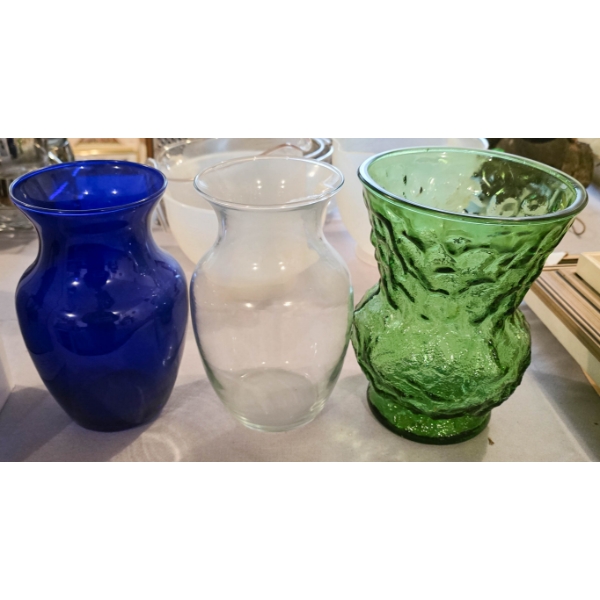 3 DECO VASES
