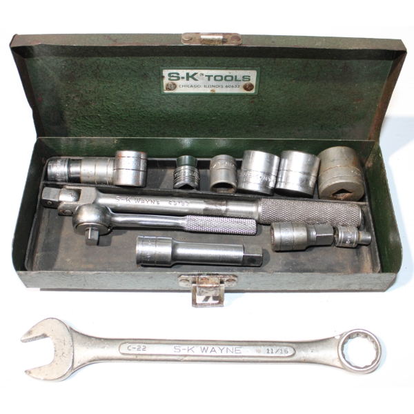 VINT. S-K WAYNE / S-K 40970 1/4" RATCHET - SOCKETS - CASE ETC.