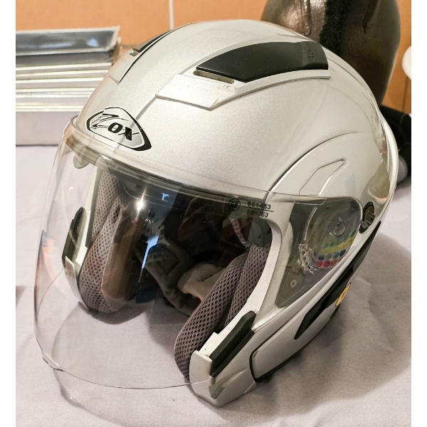 ZOX SIZE MEDIUM MOTORCYCLE HELMET