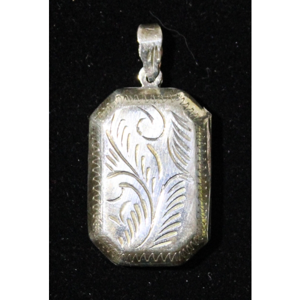 .925 SILVER PICTURE CLASP NECKLACE PENDANT