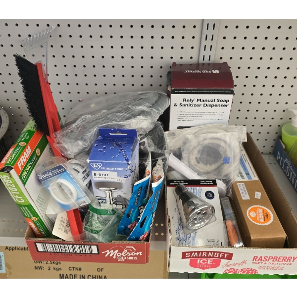 LOT OF ASSORT. HOUSE HOLD ITEMS