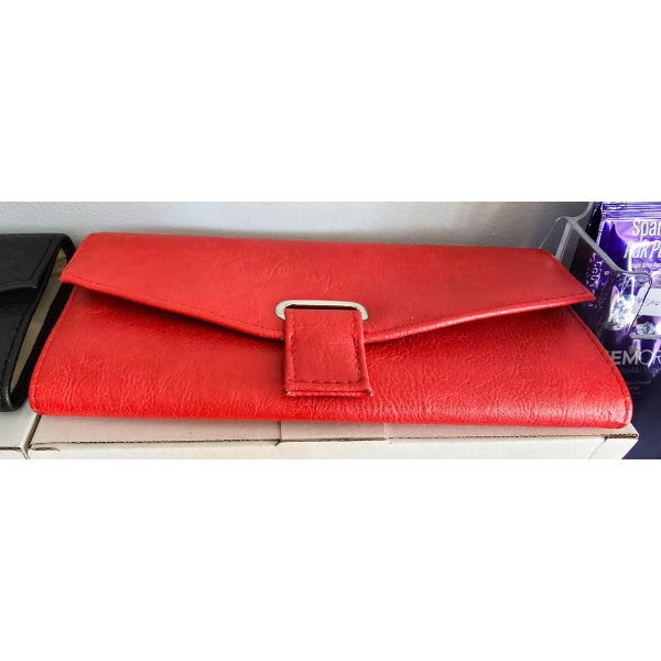 RED LEATHER TRAVEL JEWELRY POUCH