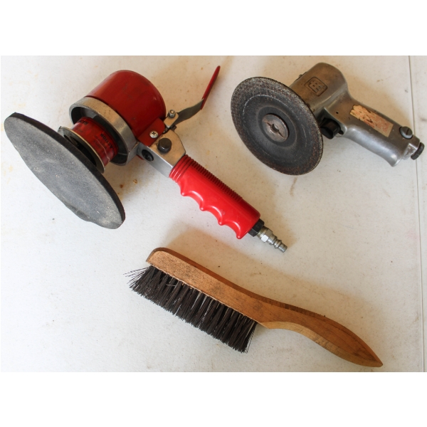PNEUMATIC POLISHER AND GRINDER W/ WIRE BRUSH