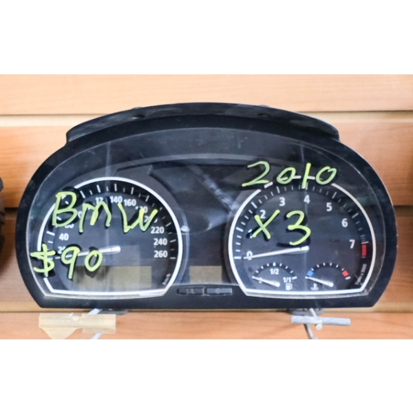SALVAGE DASHBOARD FOR 2010 BMW X3