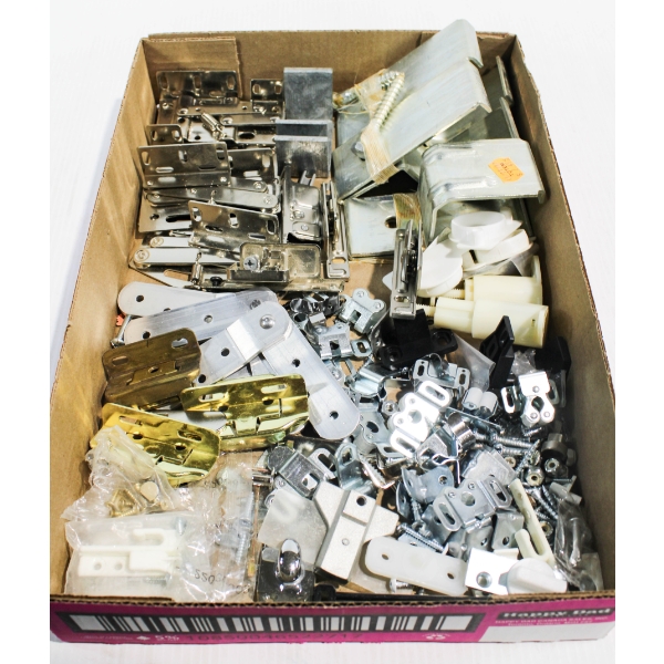 FLAT OF NEW HINGES,BARN DOOR HINGES ETC