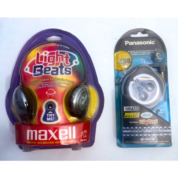 NEW MAXELL LIGHT BEATS HEADPHONES & PANASONIC TWIN XBS EARPHONES