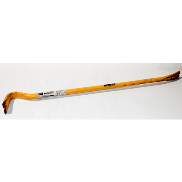 36INCH HEAVY DUTY DEWALT PRY BAR