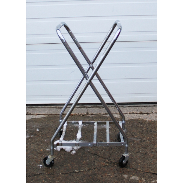 LAUNDRY HAMPER / GARBAGE DISPOSAL CART - 22" X 18" 36"H