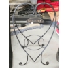 Image 1 : METAL WELCOME SIGN PLANT POT