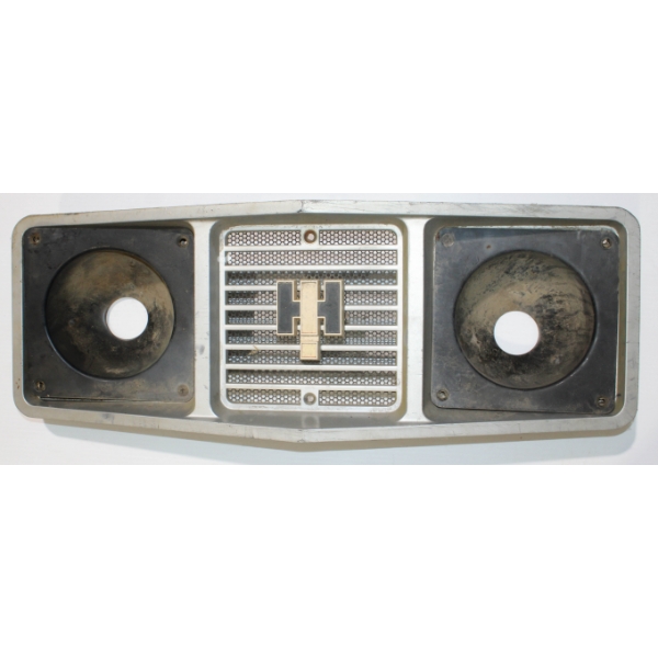 VINTAGE INTERNATIONAL HARVESTER TRACTOR HEADLIGHT GRILL