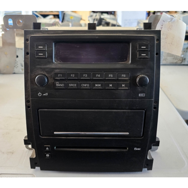 SALVAGED RADIO/ PLAYER FOR 2006 CADILLAC STS