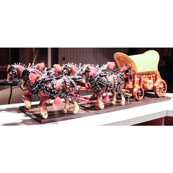 CHUCKWAGON & HORSES REPLICA