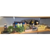 Image 1 : FULL CONTENTS OF SHELF 