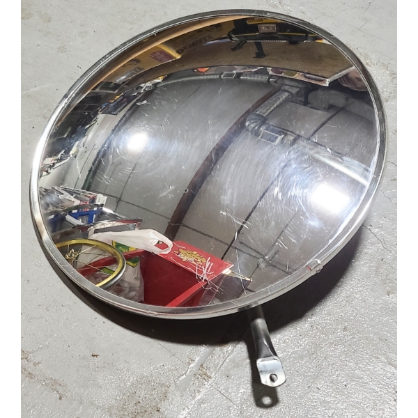 WALL MOUNT SPY MIRROR