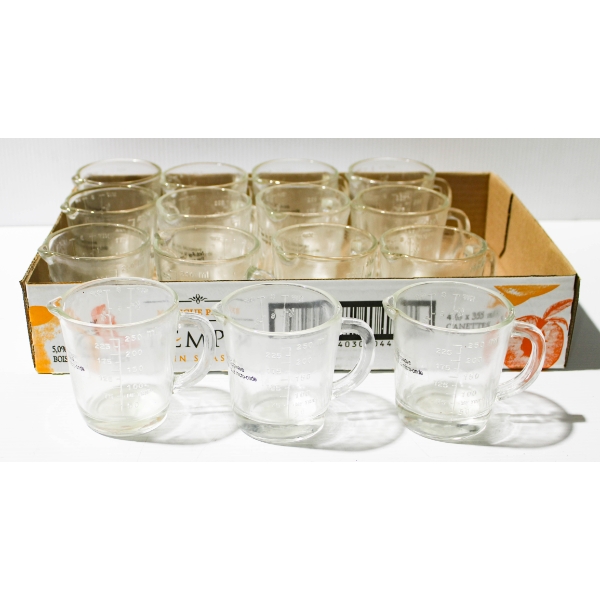 15 X 250ML POURING CUPS - NOT FOR USE IN OVEN & MICROWAVE