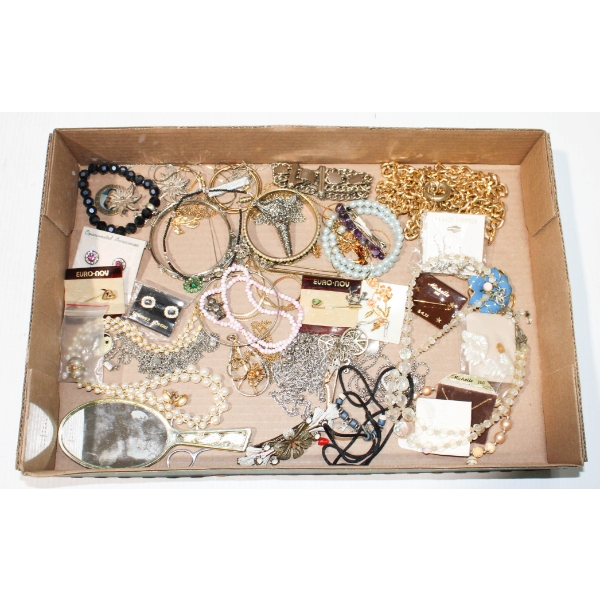 ESTATE JEWELRY