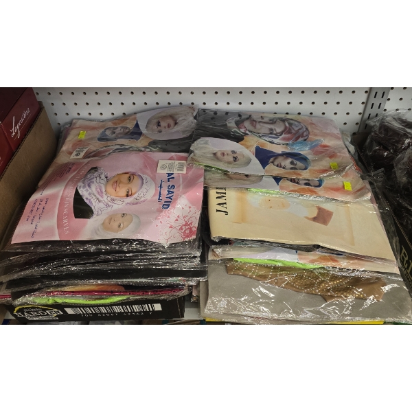 LARGE LOTS OF WOMANS HEAD WRAPS