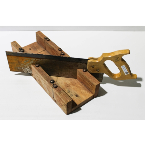 STANLEY MITRE SAW BLOCK W/ SAW