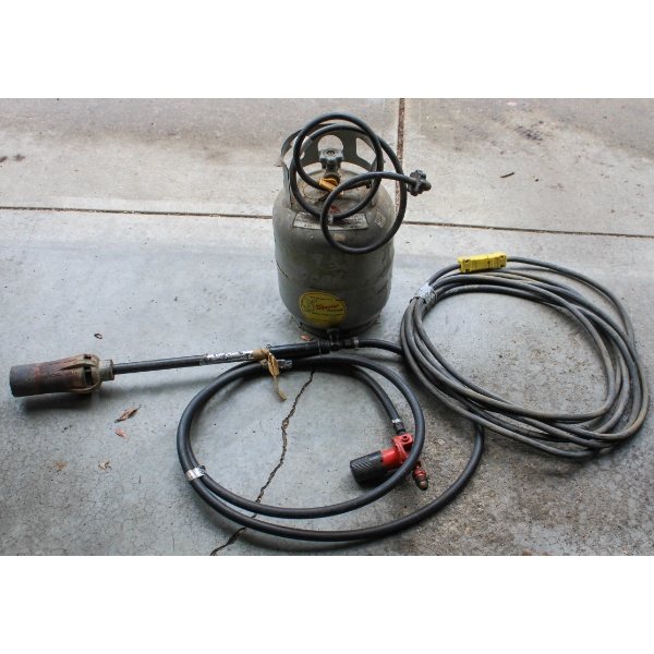 TIGER TORCH W/PROPANE TANK & HOSE