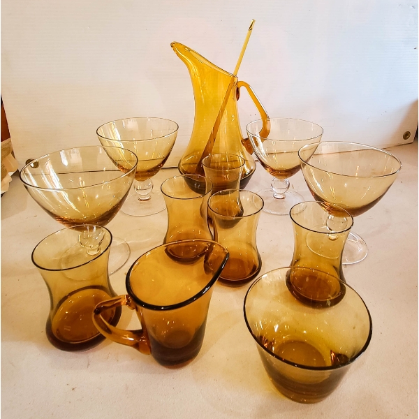 13PC VINTAGE AMBER GLASS BARWARE SET