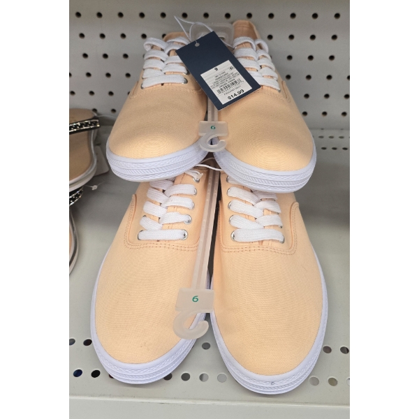 TWO PAIRS WOMANS SIZE 9 SHOES