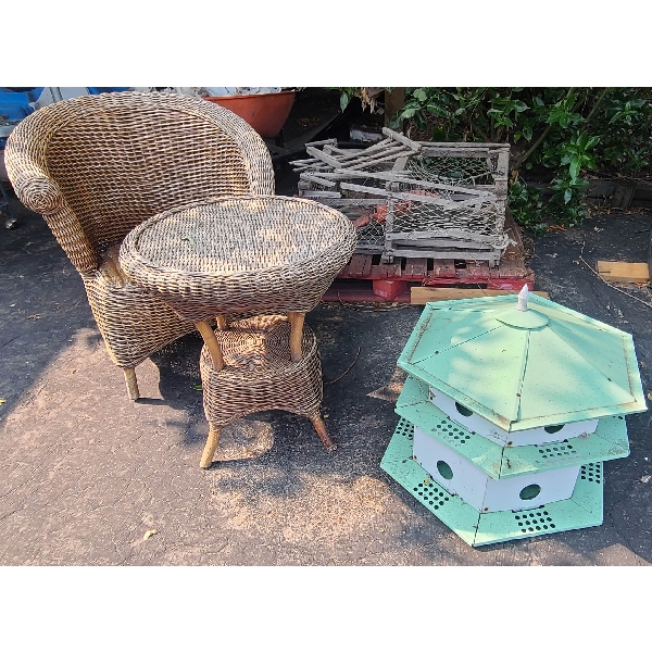 WICKER TABLE CHAIR & METAL BIRD HOUSE 