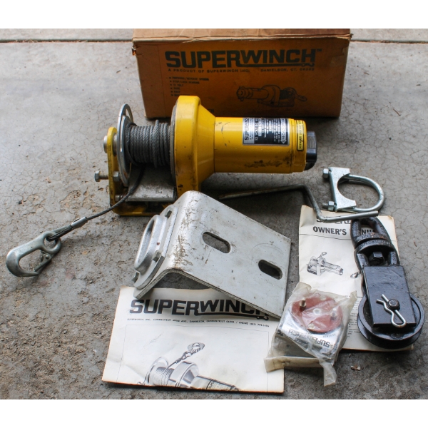 3000LB ELECTRIC SUPER WINCH