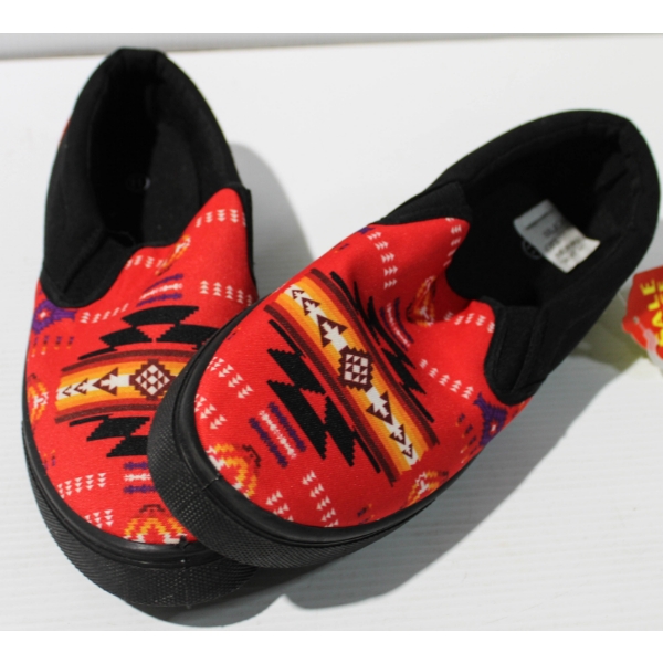 NEW WOMEN'S NU TRENDZ SLIP ON SHOES - RED