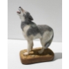 Image 1 : WOLF FIGURINE 
