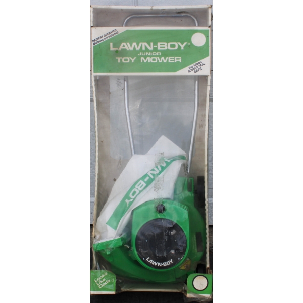 NEW LAWN-BOY JR. TOY LAWN MOWER