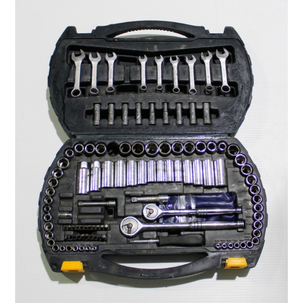 99+ MASTERCRAFT COMBINATION SOCKET & WRENCH SET