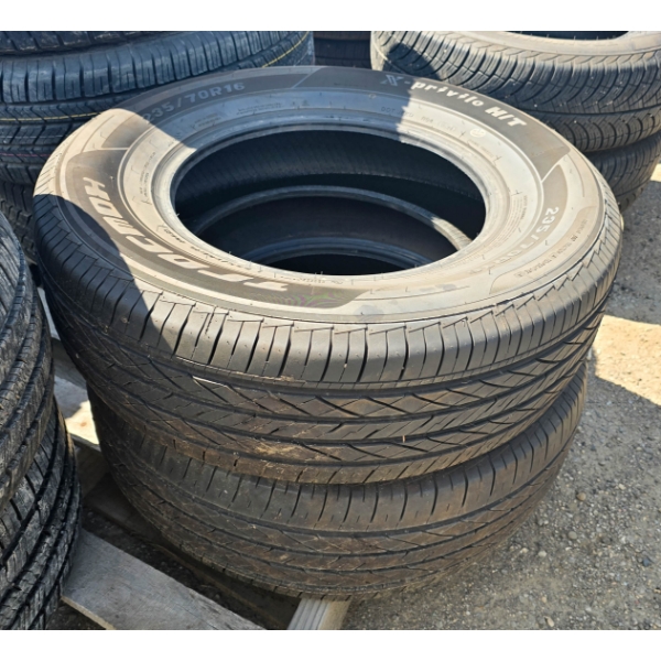 PAIR OF TRACMAX X-PRIVILO H/T 235/70 R16 TIRES