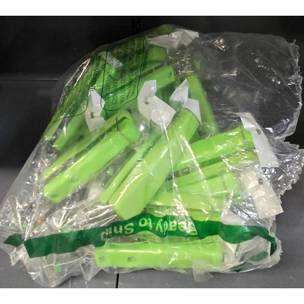 BAG OF LOCKING POT HOLDING HANDLES