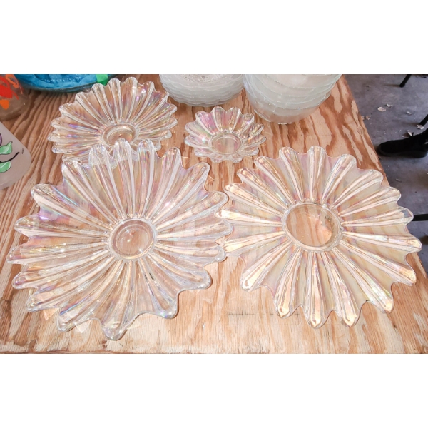 4PC FEDERAL GLASS IRREDESENT CELESTIAL DISHES  ETC.