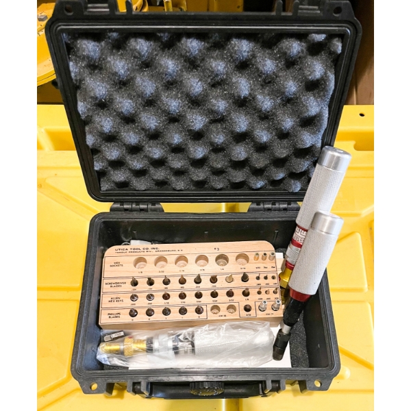 3 TORQUE SCREWDRIVERS W/ ACCESSORIES & PELICAN CASE