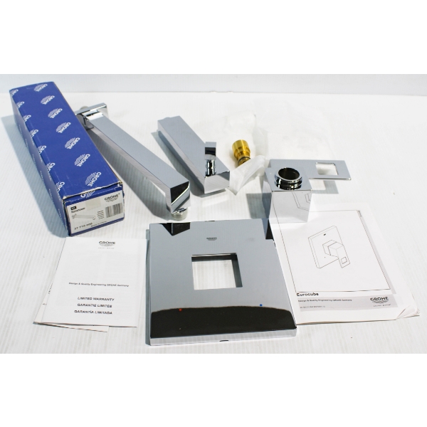 NEW GROHE CROME SHOWER KIT & TUB HARDWARE ETC