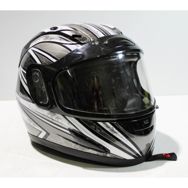 RAIDER MOTORCYCLE OR SNOWMOBILE HELMET, XXL.