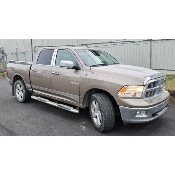 2010 DODGE RAM TRUCK 1500 QUAD CAB 4WH DR HEMI