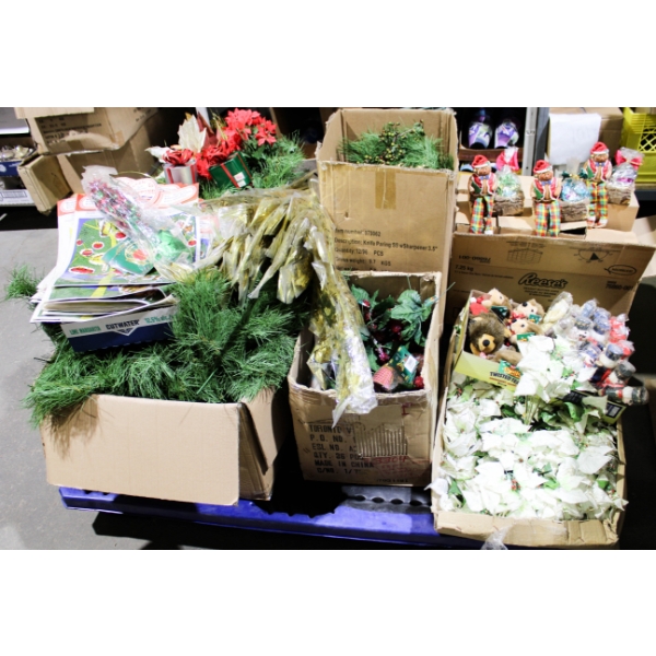 CHRISTMAS DECORATIONS & DIY ARTIFICIAL WREATH FILLERS ETC.