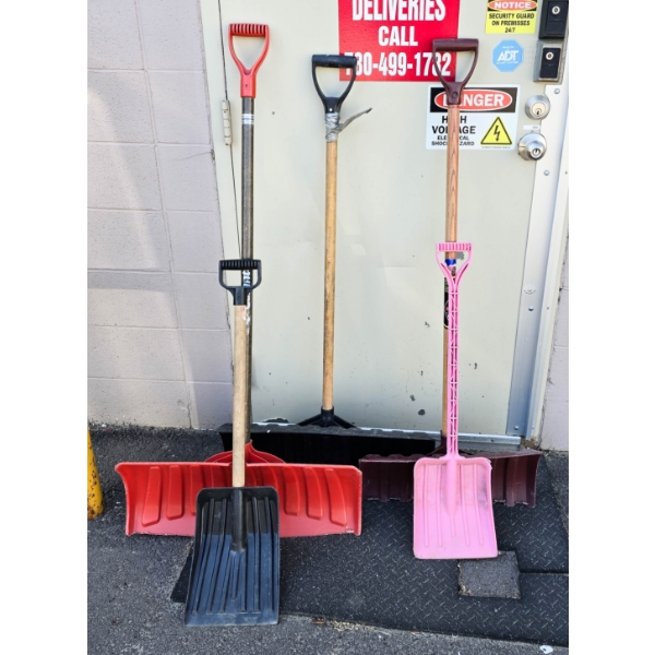 5 ASSORT. SNOW SHOVELS