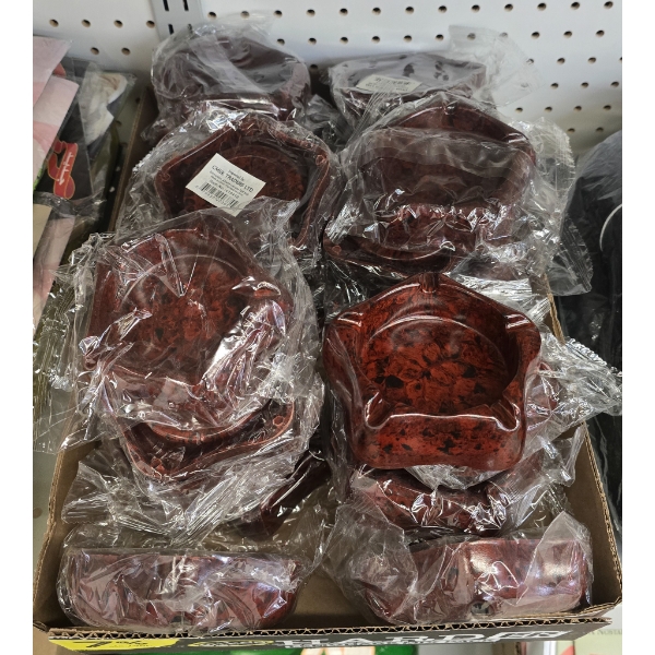 LARGE LOT OF ASHTRAYS