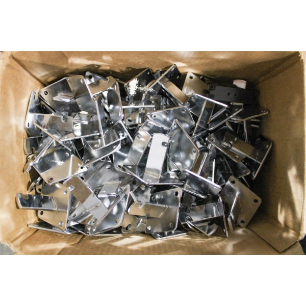 NEW RETAIL METAL WALL HANGERS