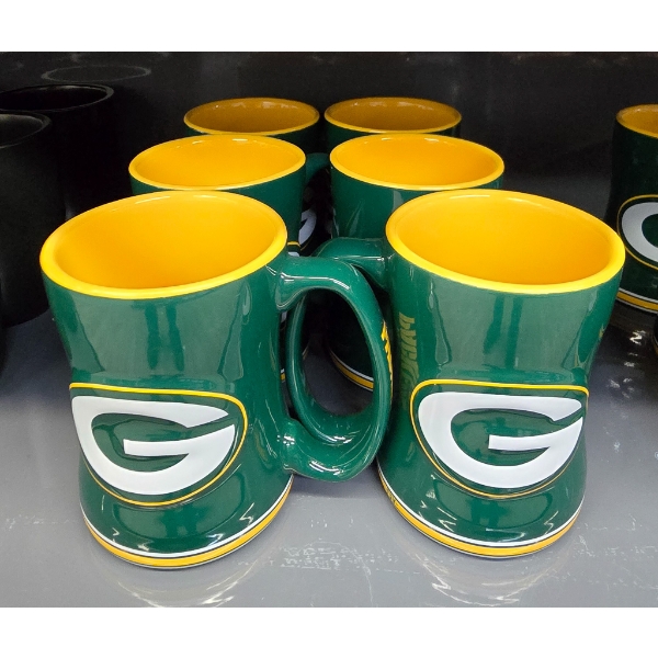 6 GREEN BAY PACKERS MUGS