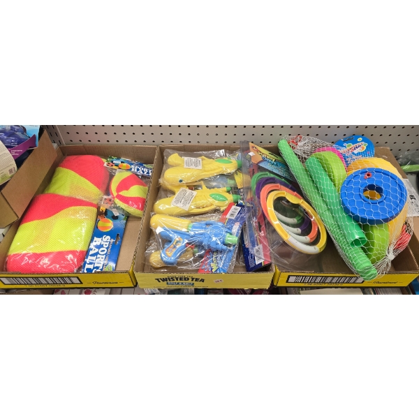 KIDS OUTDOOR / POOL TOYS