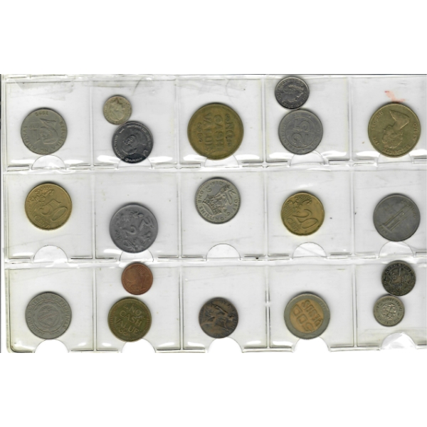 ASSORTED WORLD COLLECTIBLE COINS